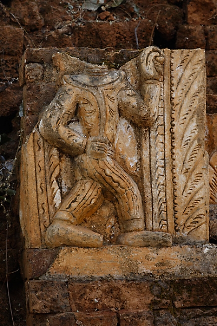 Inlé-Paya Shwe Inthein-092